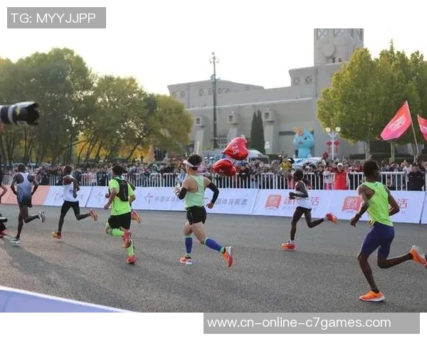 公益体彩护航双金赛事2025黄河口（东营）马拉松 书写职责华章